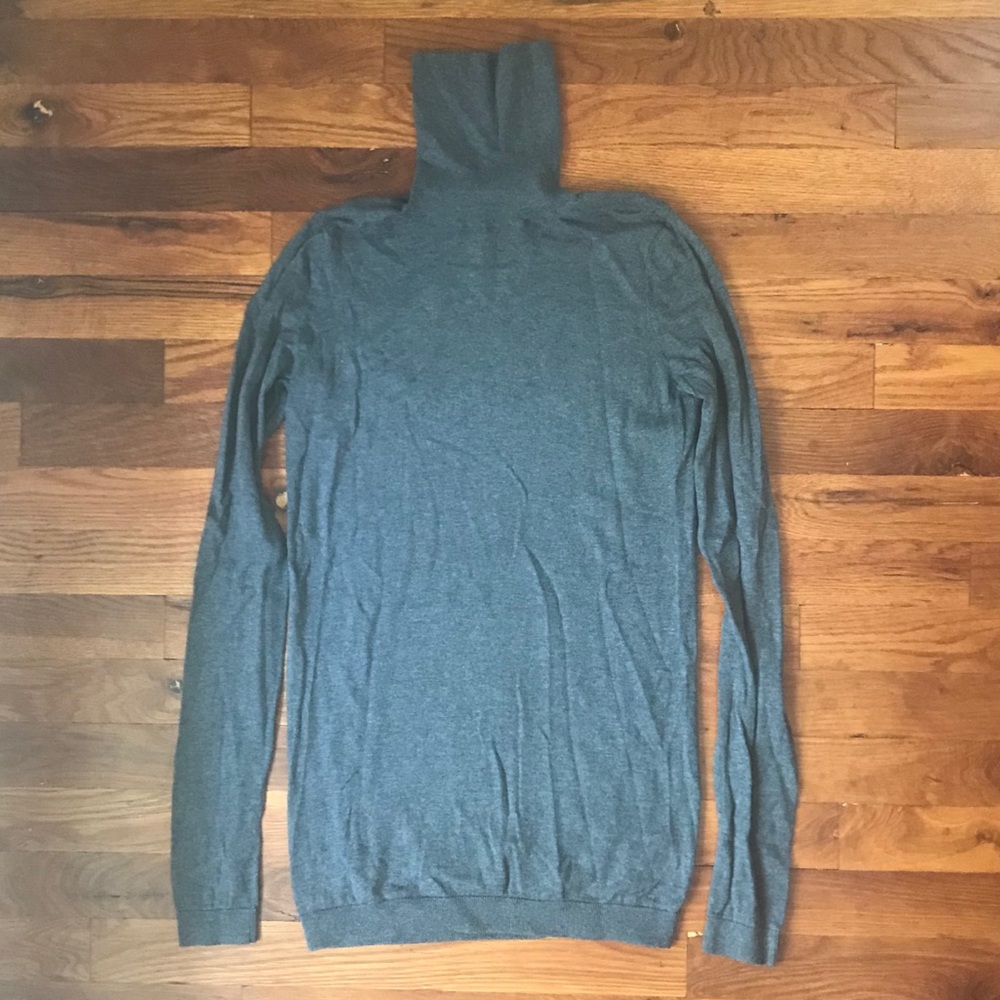 Gray gap turtleneck small tall